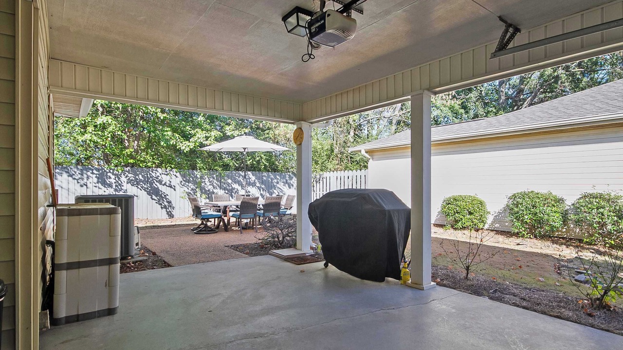 Photo of Patio Balcony in Tuscaloosa