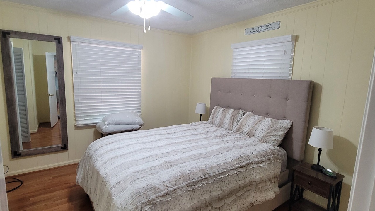 Photo of Bedroom in LaGrange