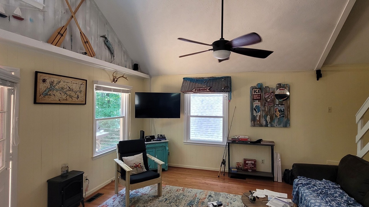 Photo of Livingroom in LaGrange