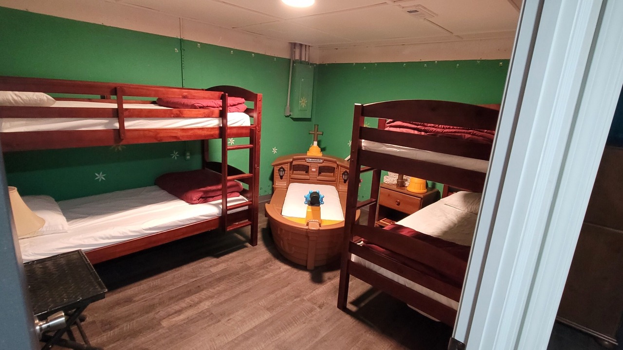 Photo of Bedroom in LaGrange