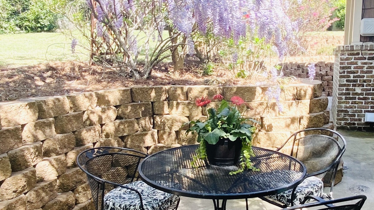 Photo of Outdoor in Laurel