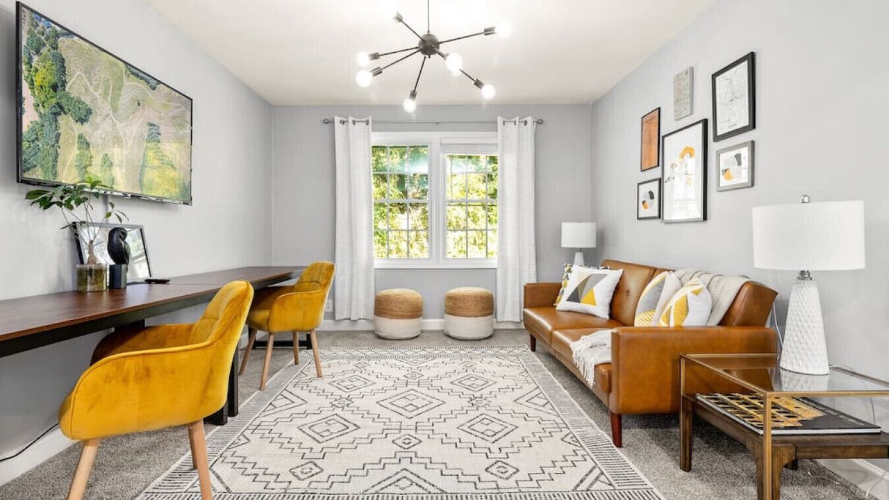 Photo of Livingroom in Collier Heights