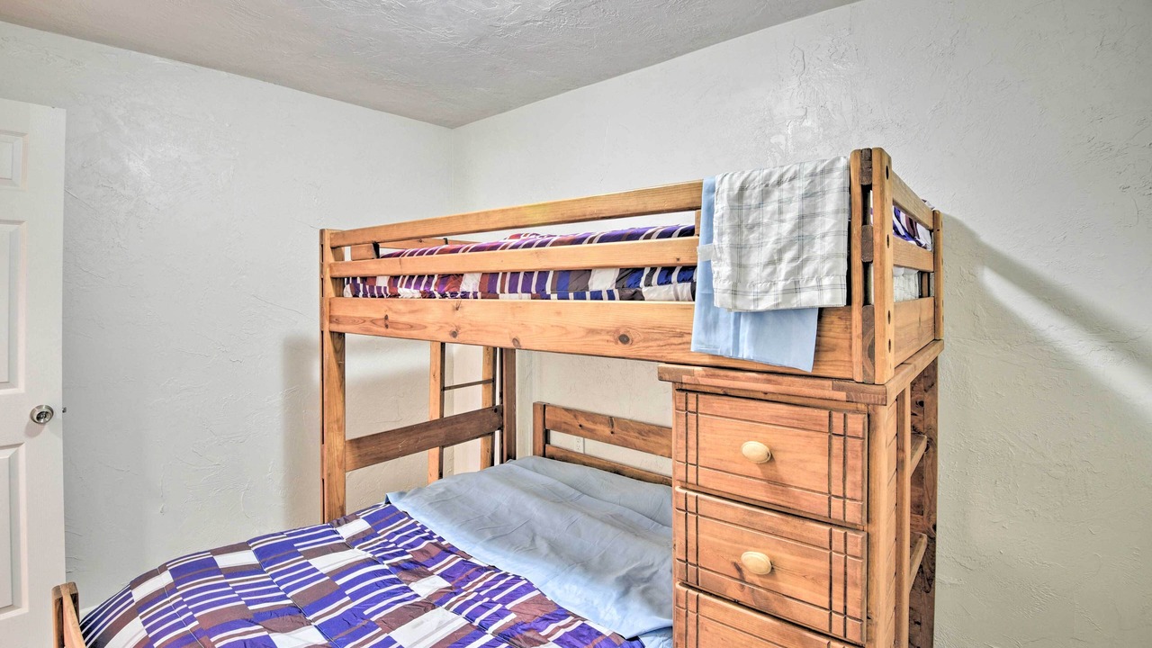 Photo of Bedroom in Welaka
