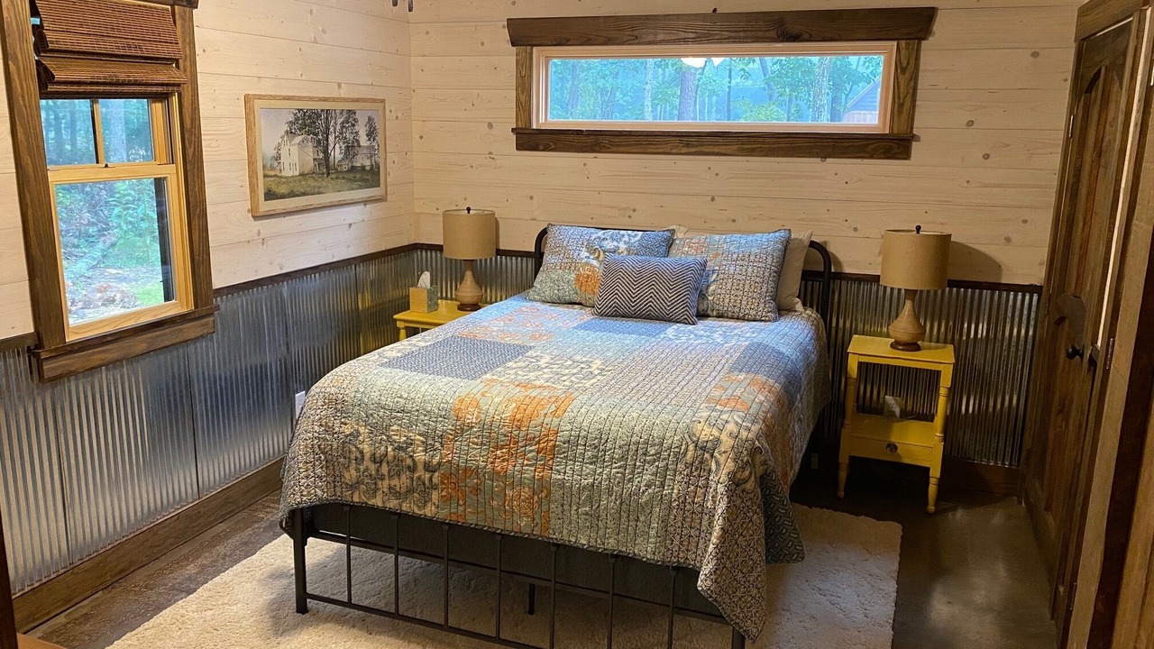 Photo of Bedroom in Rising Fawn