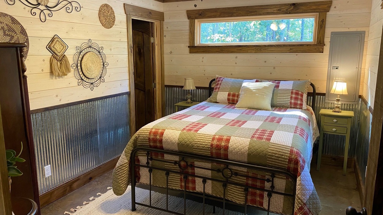 Photo of Bedroom in Rising Fawn