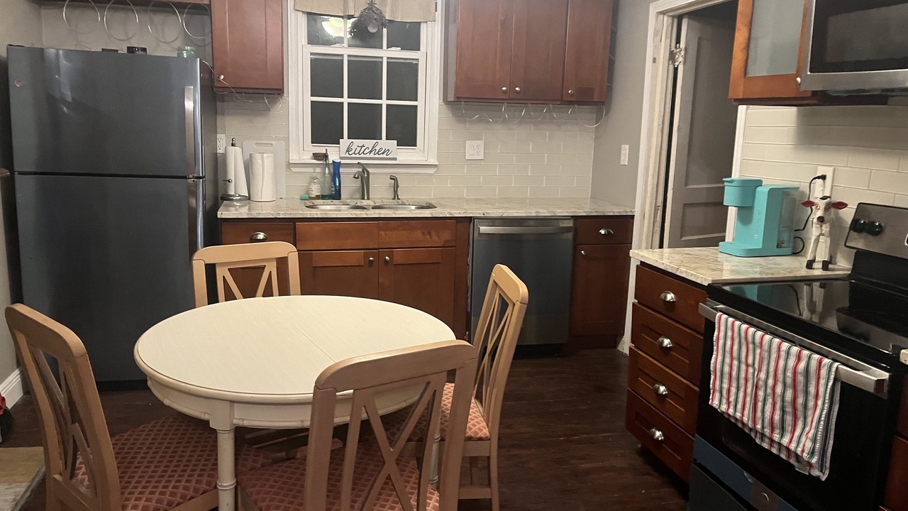 Photo of Kitchen in Algiers Point