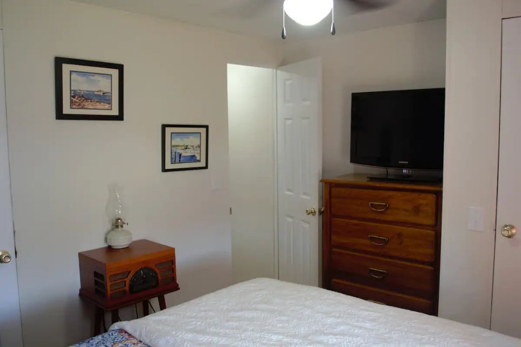 Photo of Bedroom in Welaka
