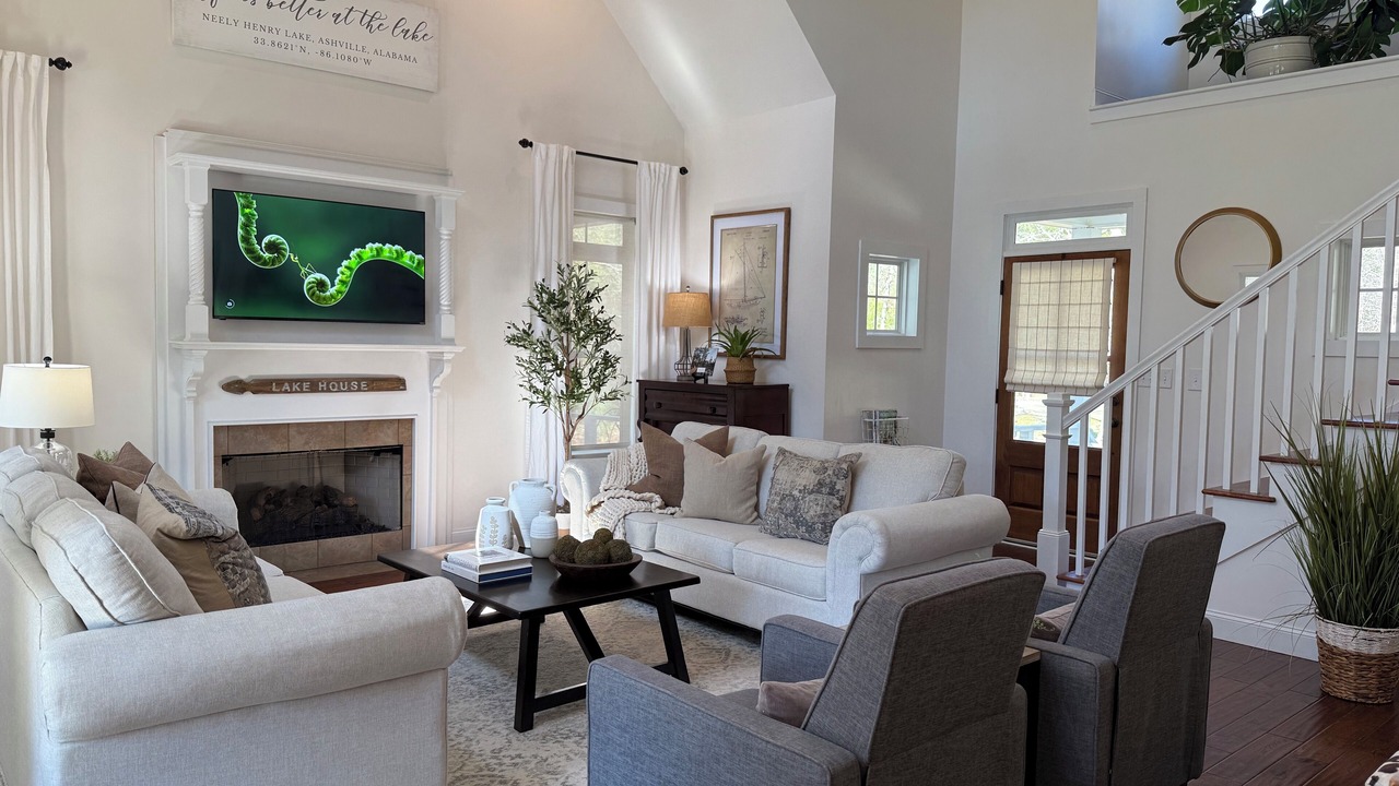 Photo of Livingroom in Ashville