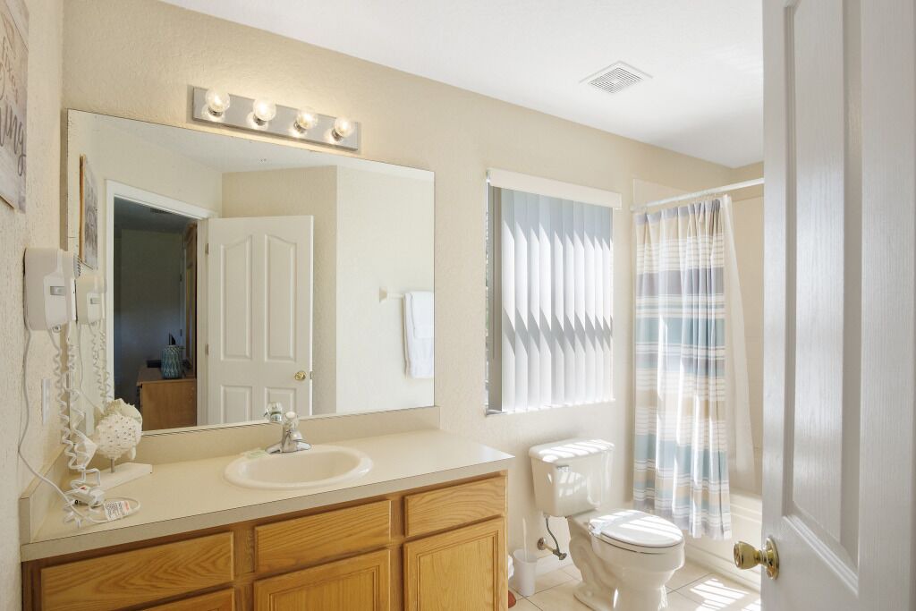 Photo of Bathroom in Regal Palms