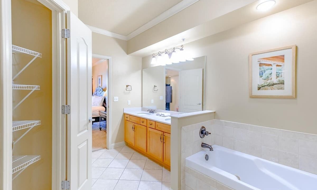 Photo of Bathroom in Gulfport