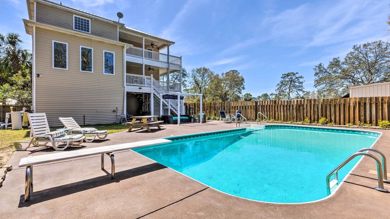 Photo of Outdoor in Oak