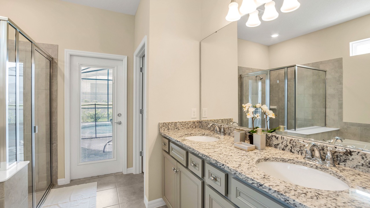 Photo of Bathroom in Davenport