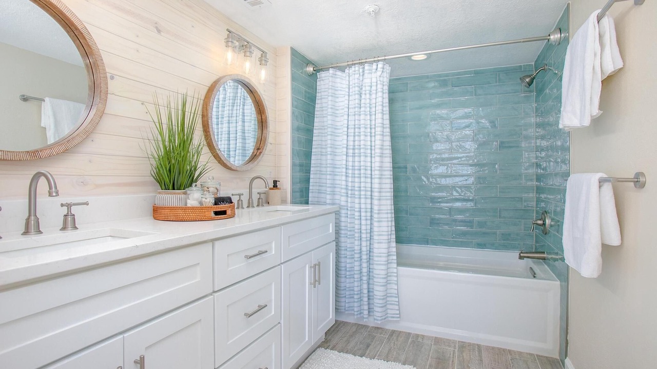 Photo of Bathroom in Port Orange