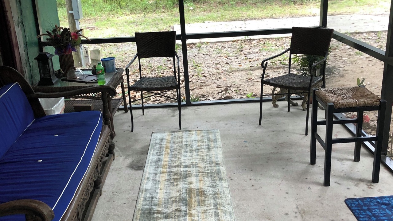 Photo of Patio Balcony in Crescent City