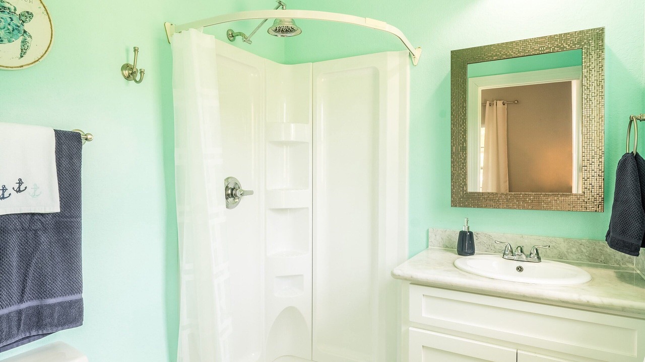 Photo of Bathroom in Ocean Springs