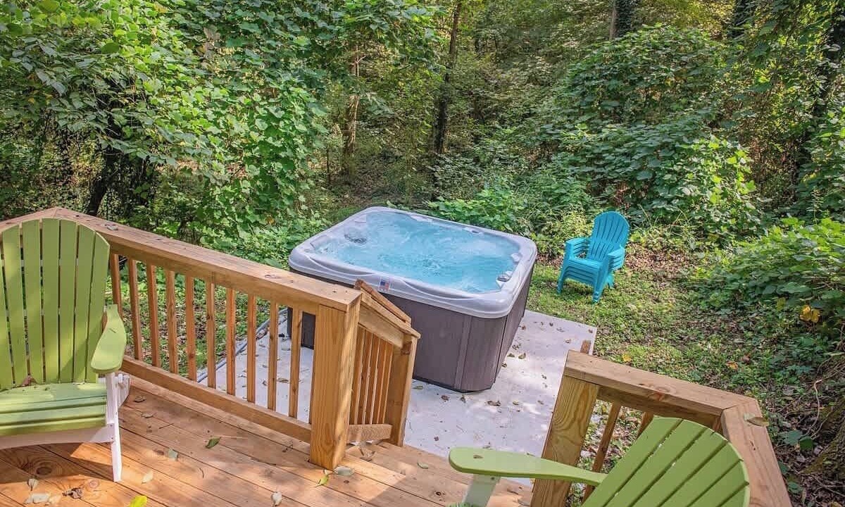 Photo of Outdoor in Lookout Valley Neighborhood Association