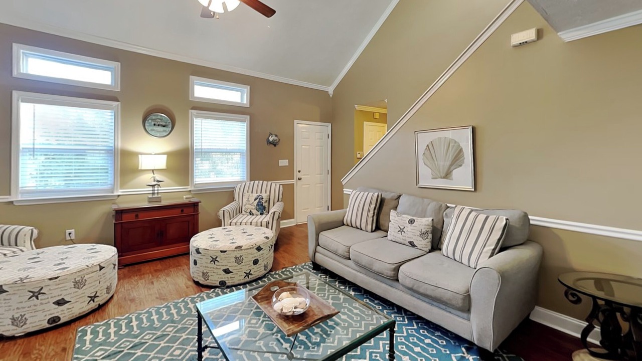 Photo of Livingroom in Tybee Island