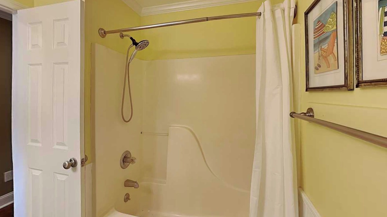 Photo of Bathroom in Tybee Island