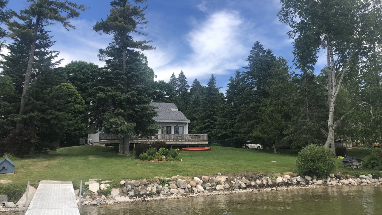 Photo of Outdoor in Brutus