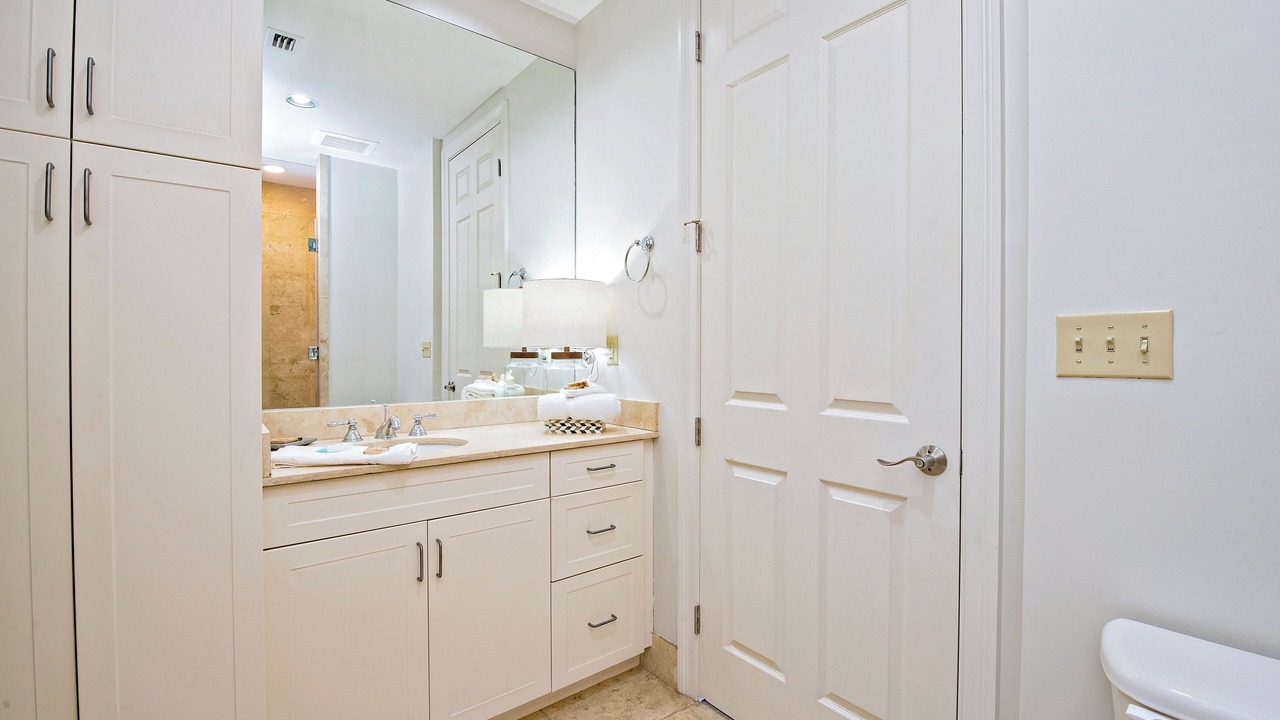 Photo of Bathroom in Ono Island