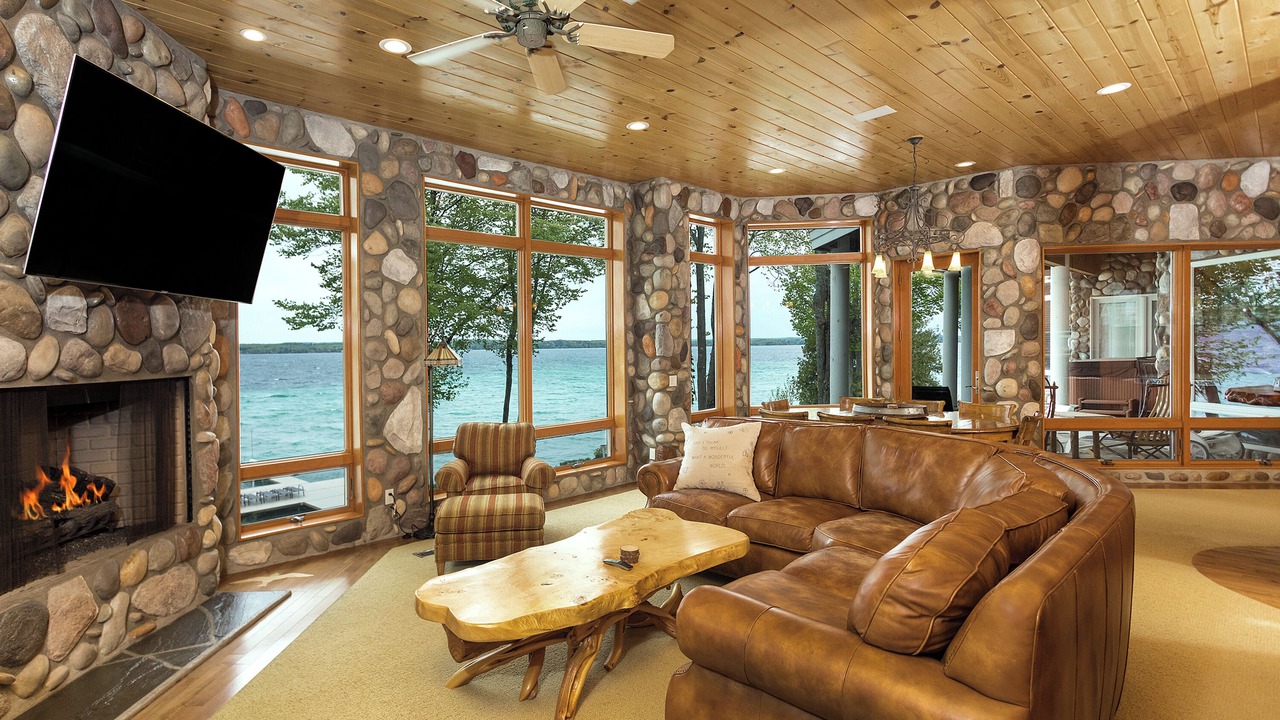 Photo of Livingroom in Kewadin