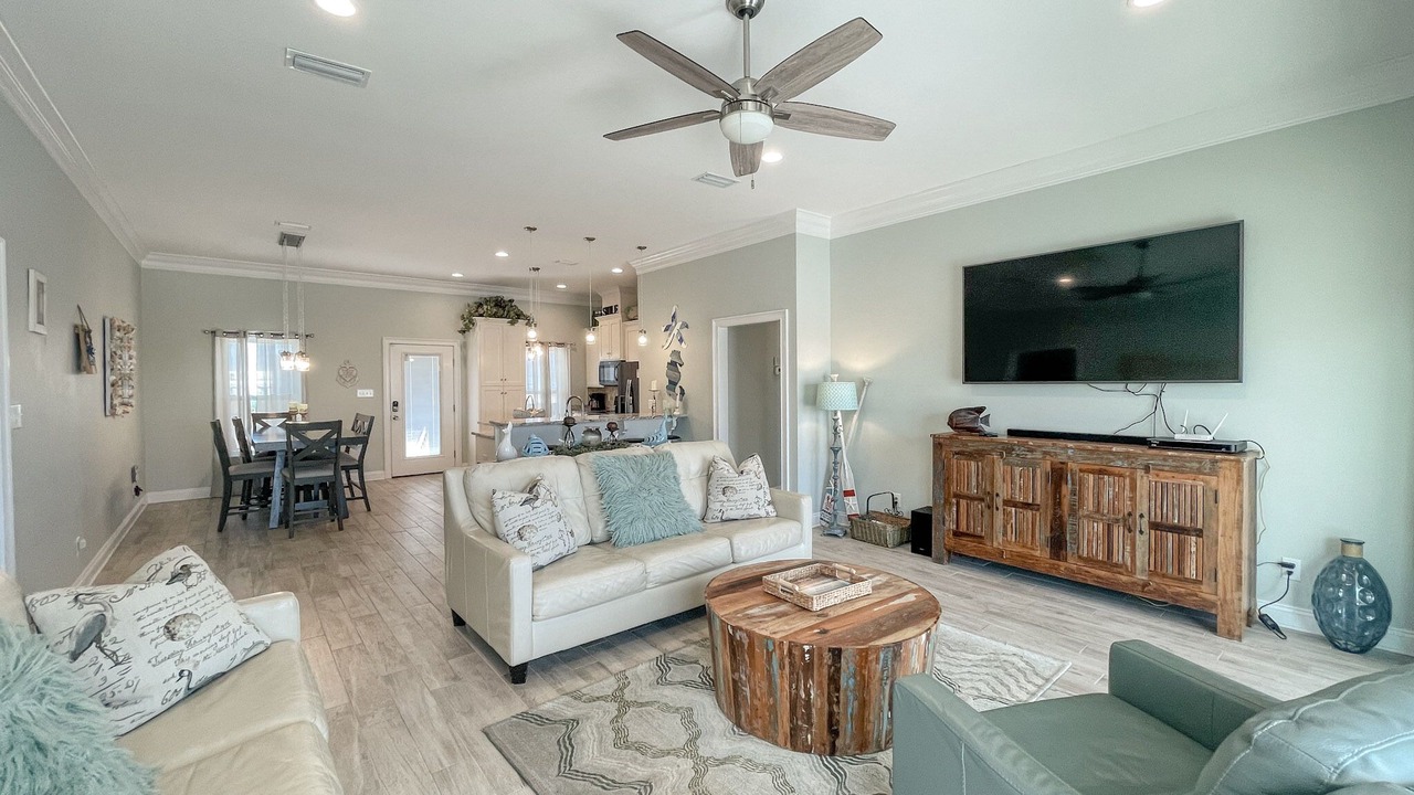 Photo of Livingroom in Dauphin Island