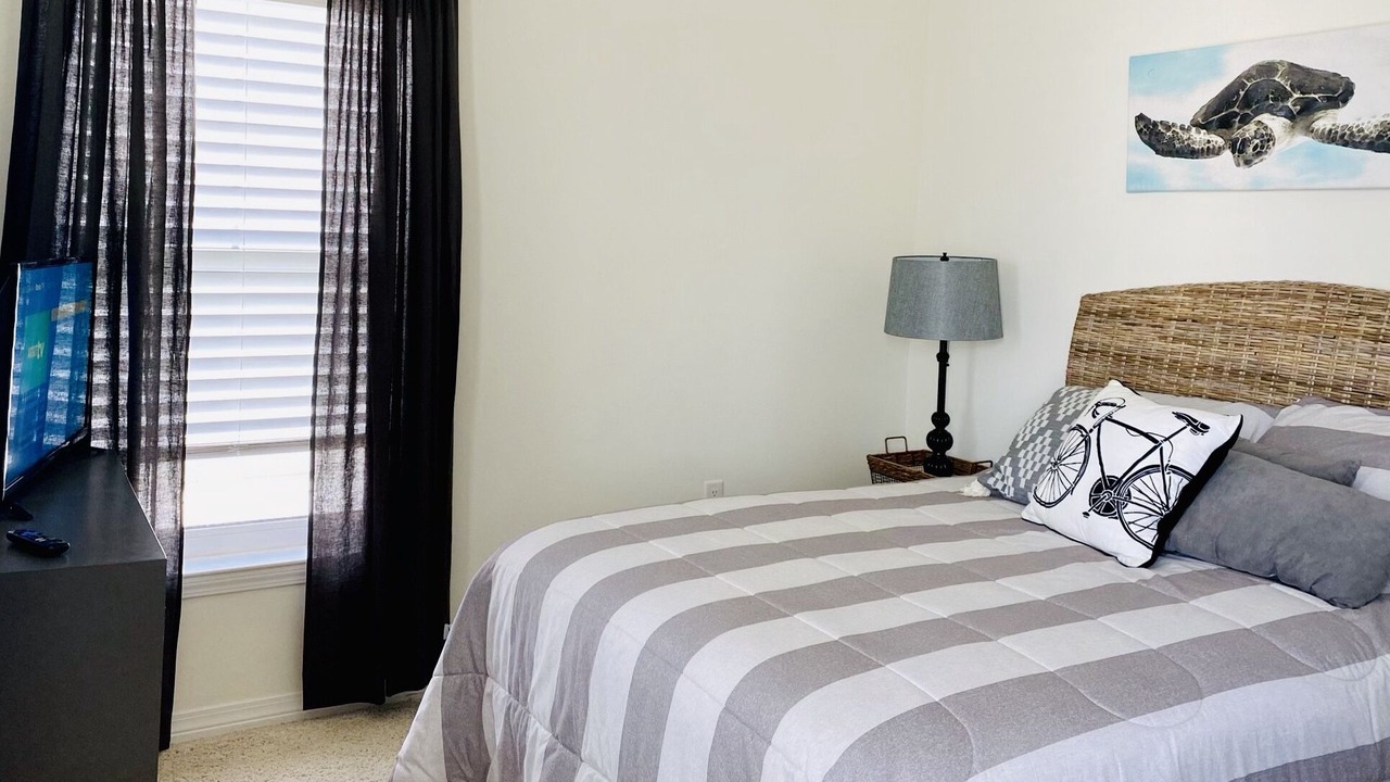 Photo of Bedroom in Ono Island