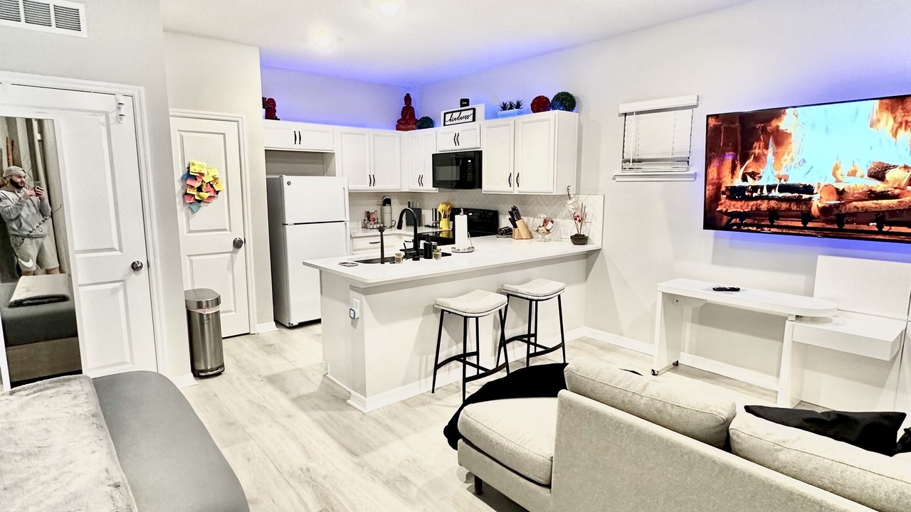 Photo of Livingroom in Colonialtown South