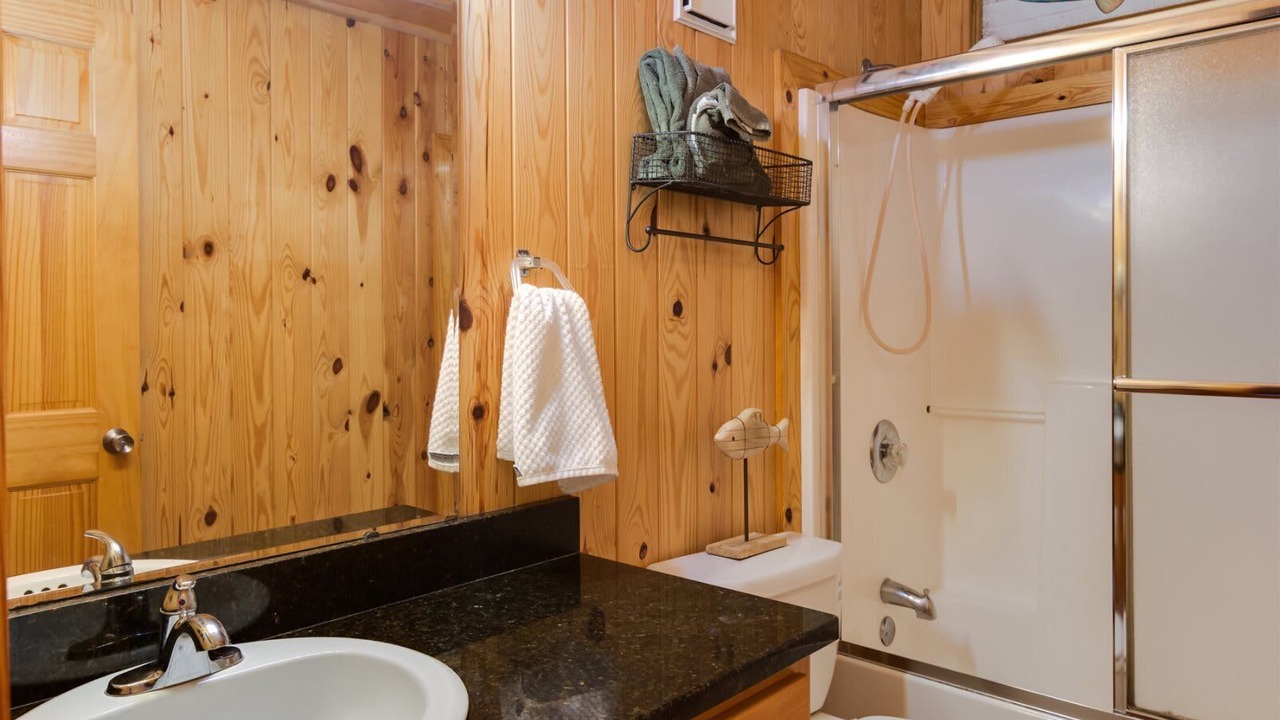 Photo of Bathroom in Six Mile