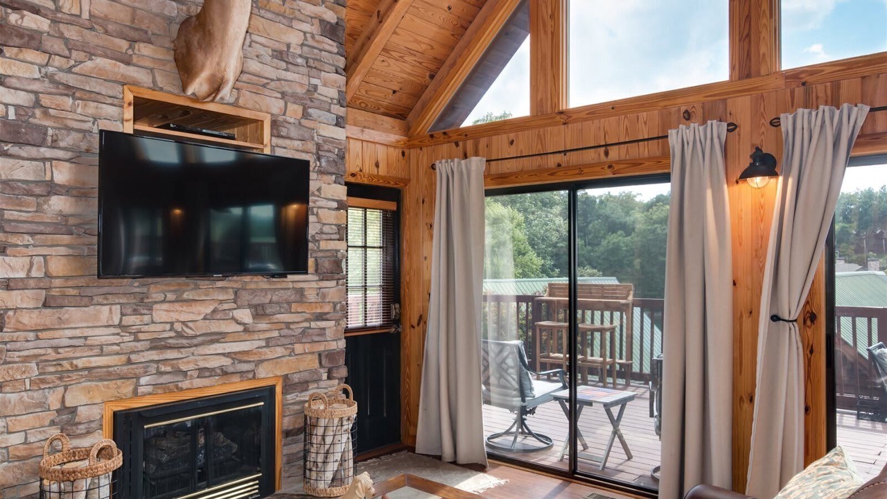 Photo of Livingroom in Six Mile