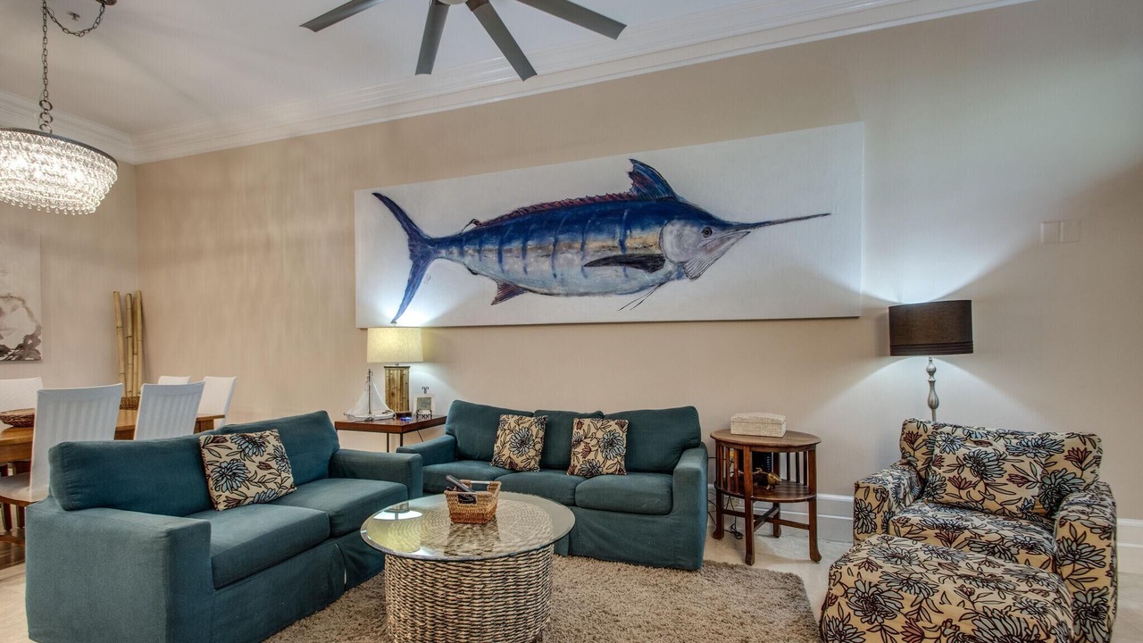 Photo of Livingroom in Baytowne Wharf