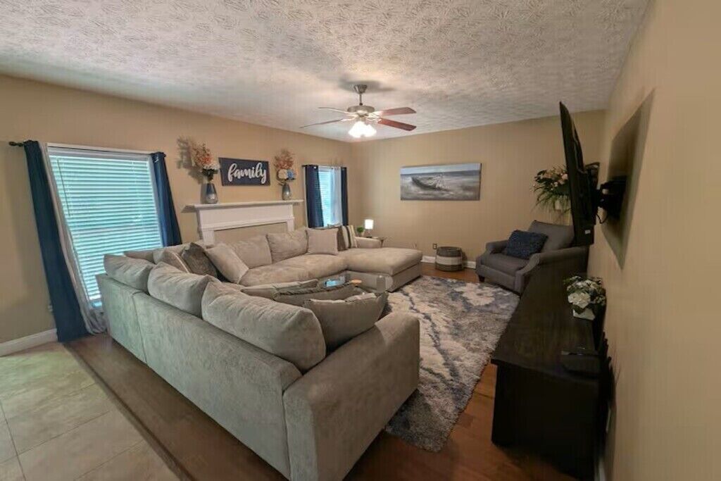 Photo of Livingroom in McDonough