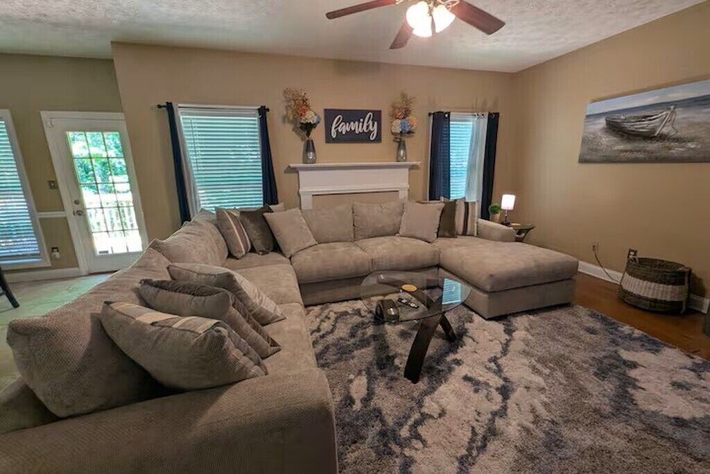 Photo of Livingroom in McDonough