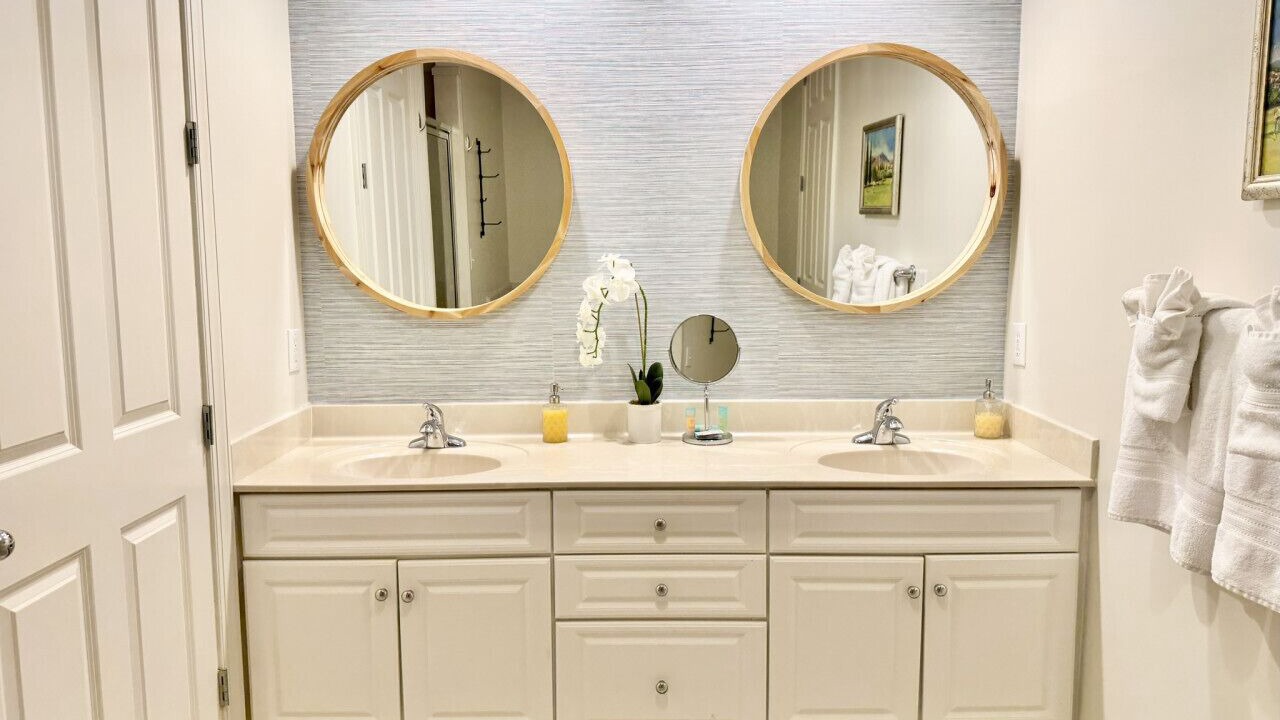 Photo of Bathroom in Gulf Shores