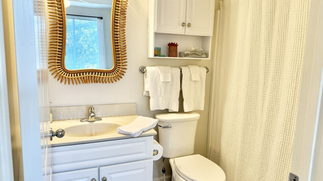 Photo of Bathroom in Gulf Shores