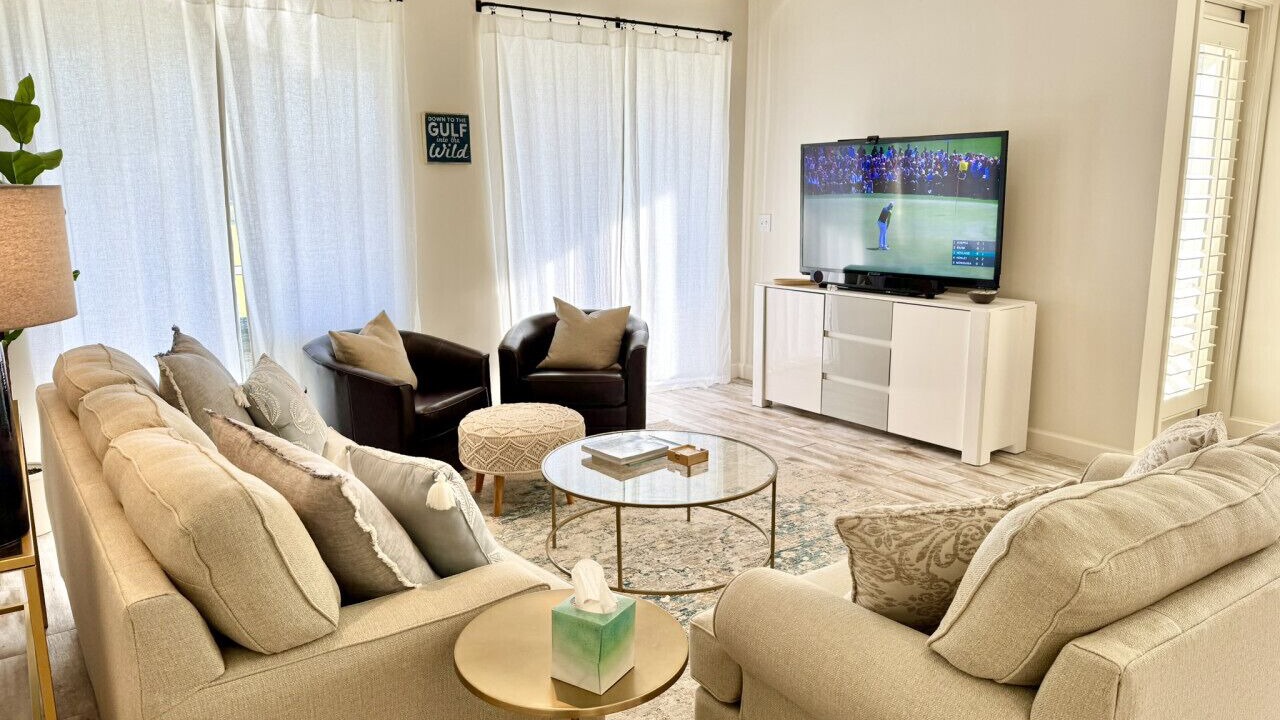 Photo of Livingroom in Gulf Shores