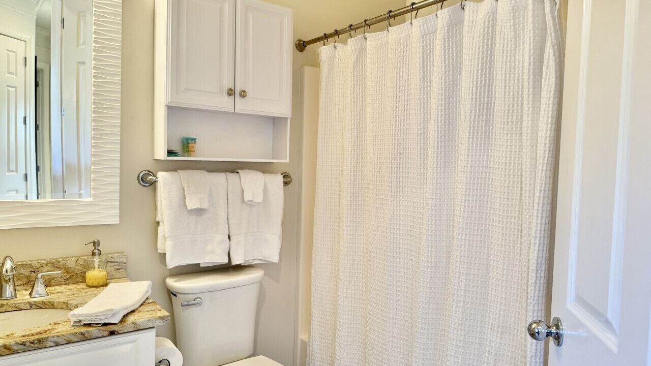 Photo of Bathroom in Gulf Shores