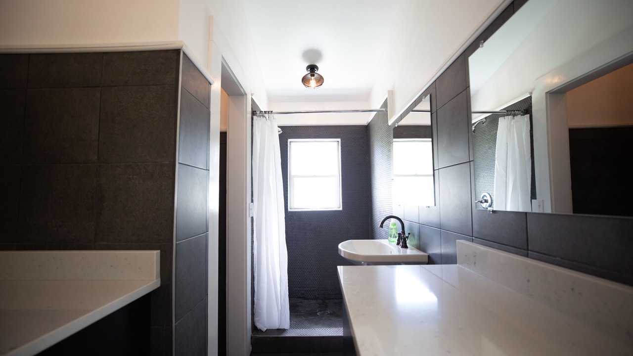 Photo of Bathroom in Elberta