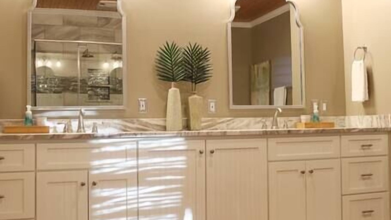 Photo of Bathroom in Dauphin Island