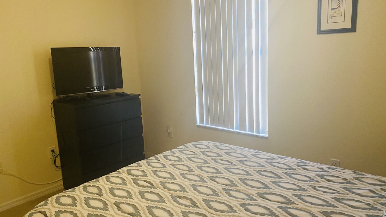 Photo of Bedroom in Ridgewood Lakes