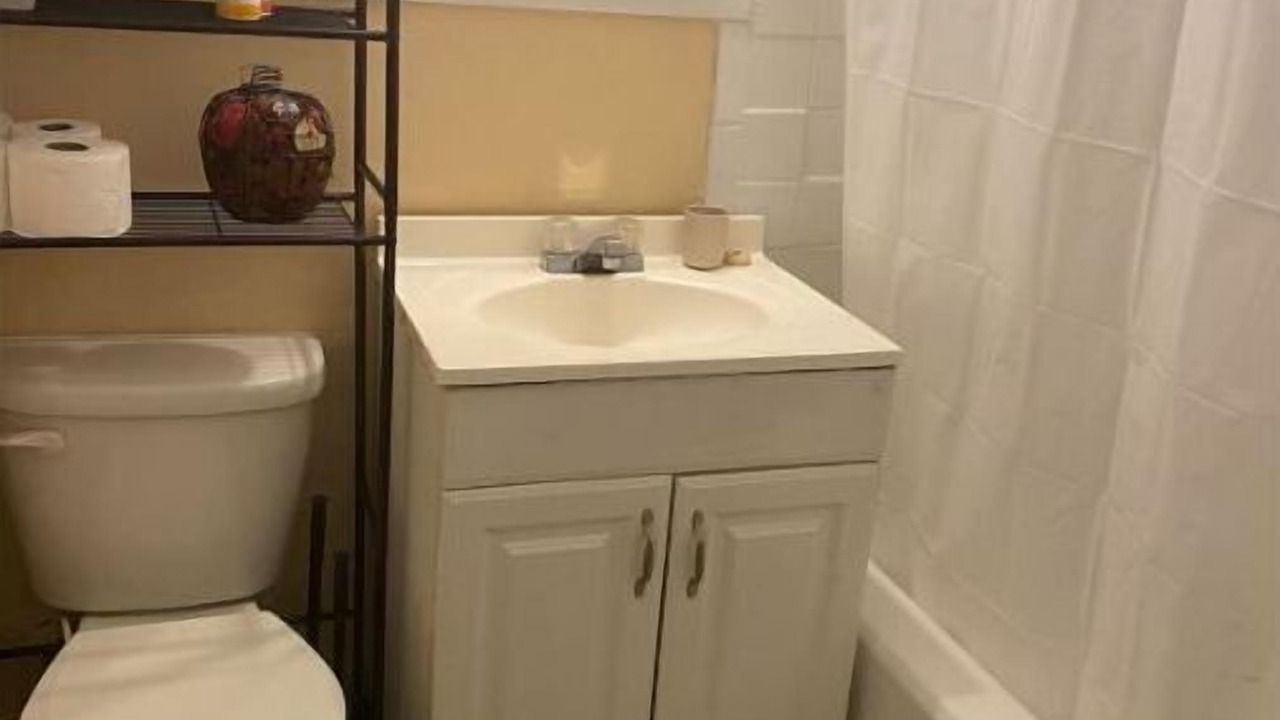 Photo of Bathroom in Valdosta