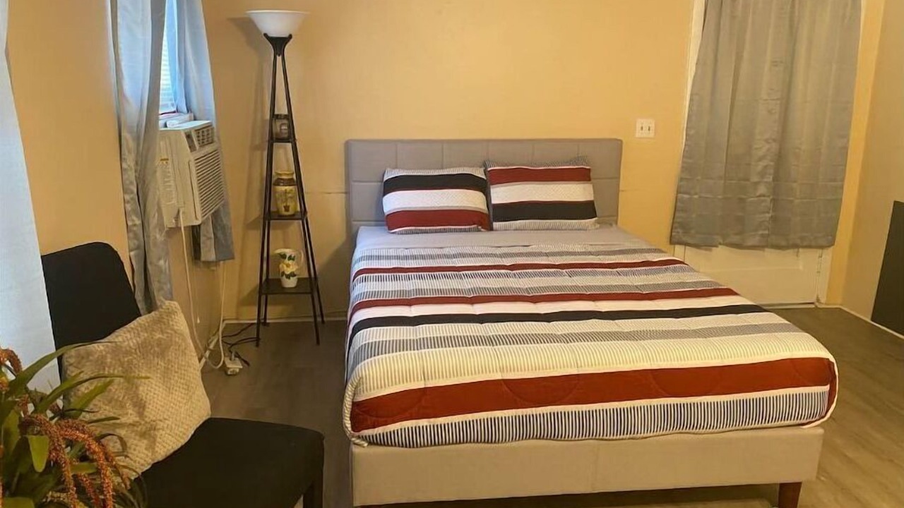 Photo of Bedroom in Valdosta