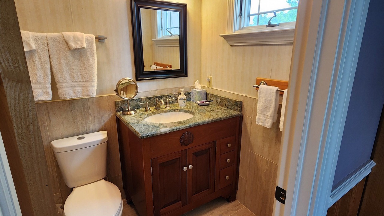 Photo of Bathroom in Six Mile