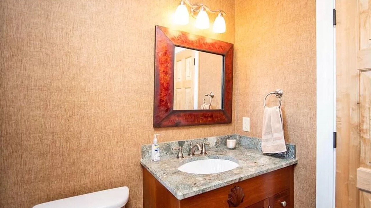 Photo of Bathroom in Six Mile
