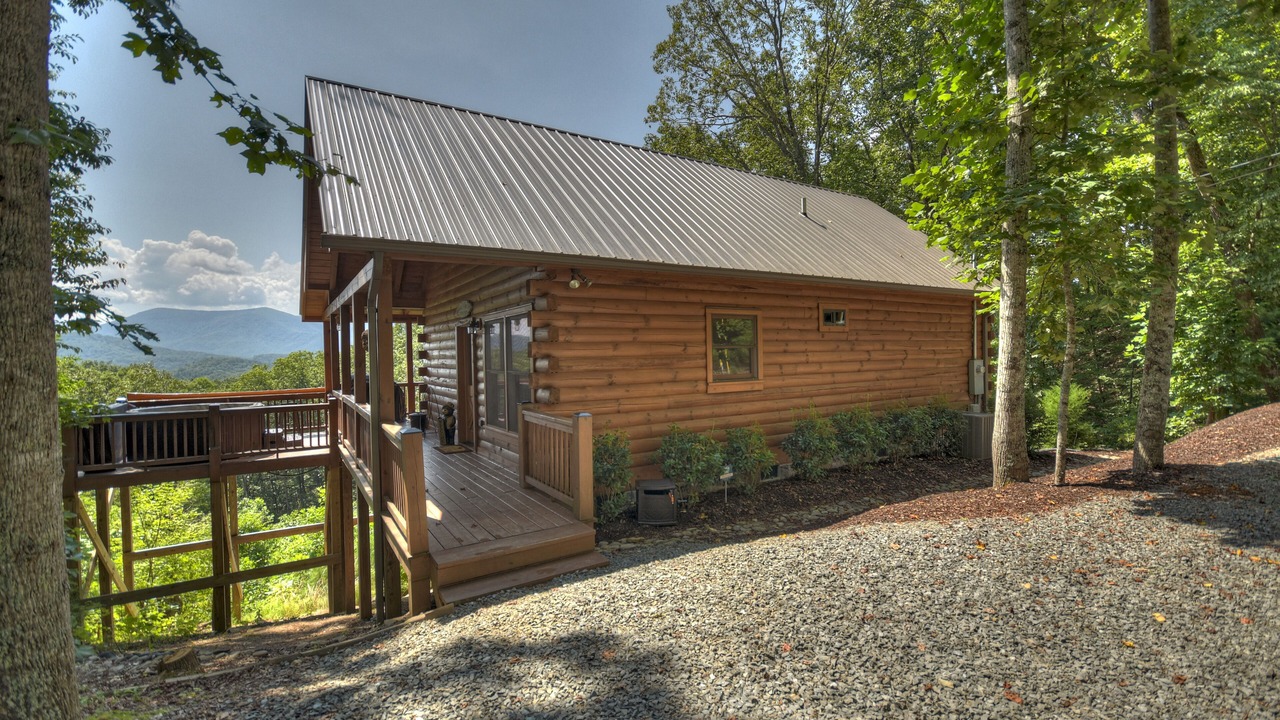 Photo of Outdoor in Cherry Log
