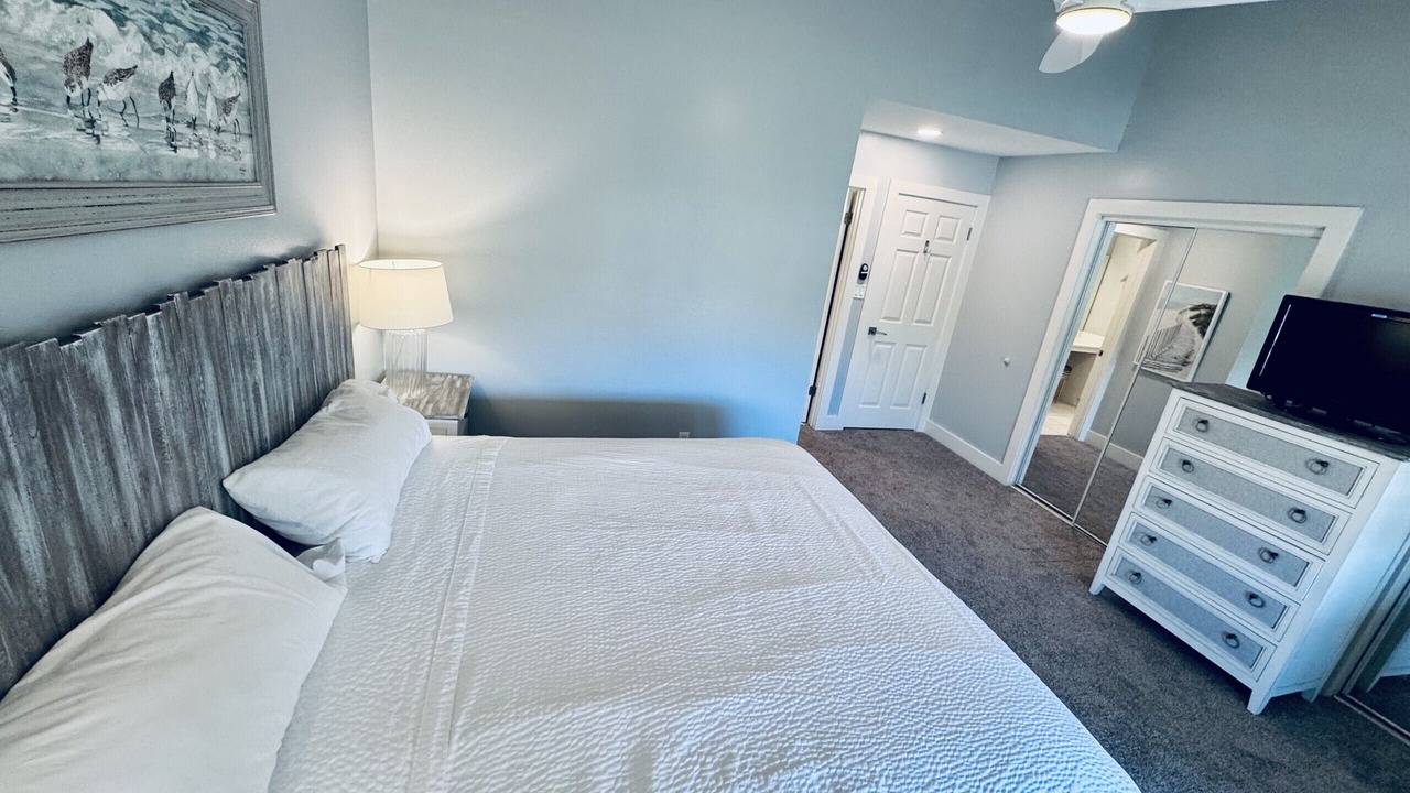 Photo of Bedroom in Miramar Beach