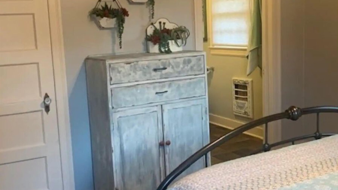 Photo of Bedroom in Laurel