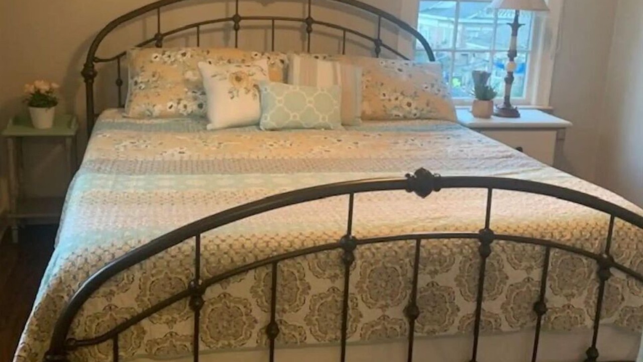 Photo of Bedroom in Laurel