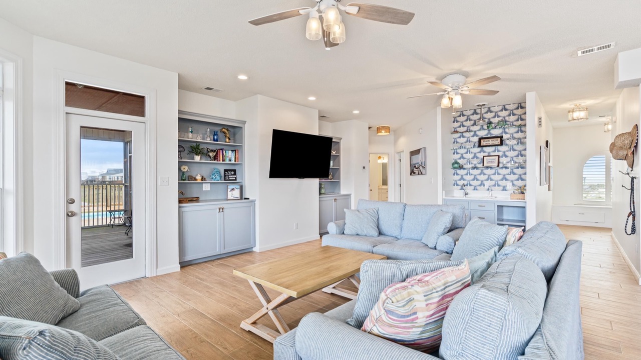 Photo of Livingroom in Dauphin Island