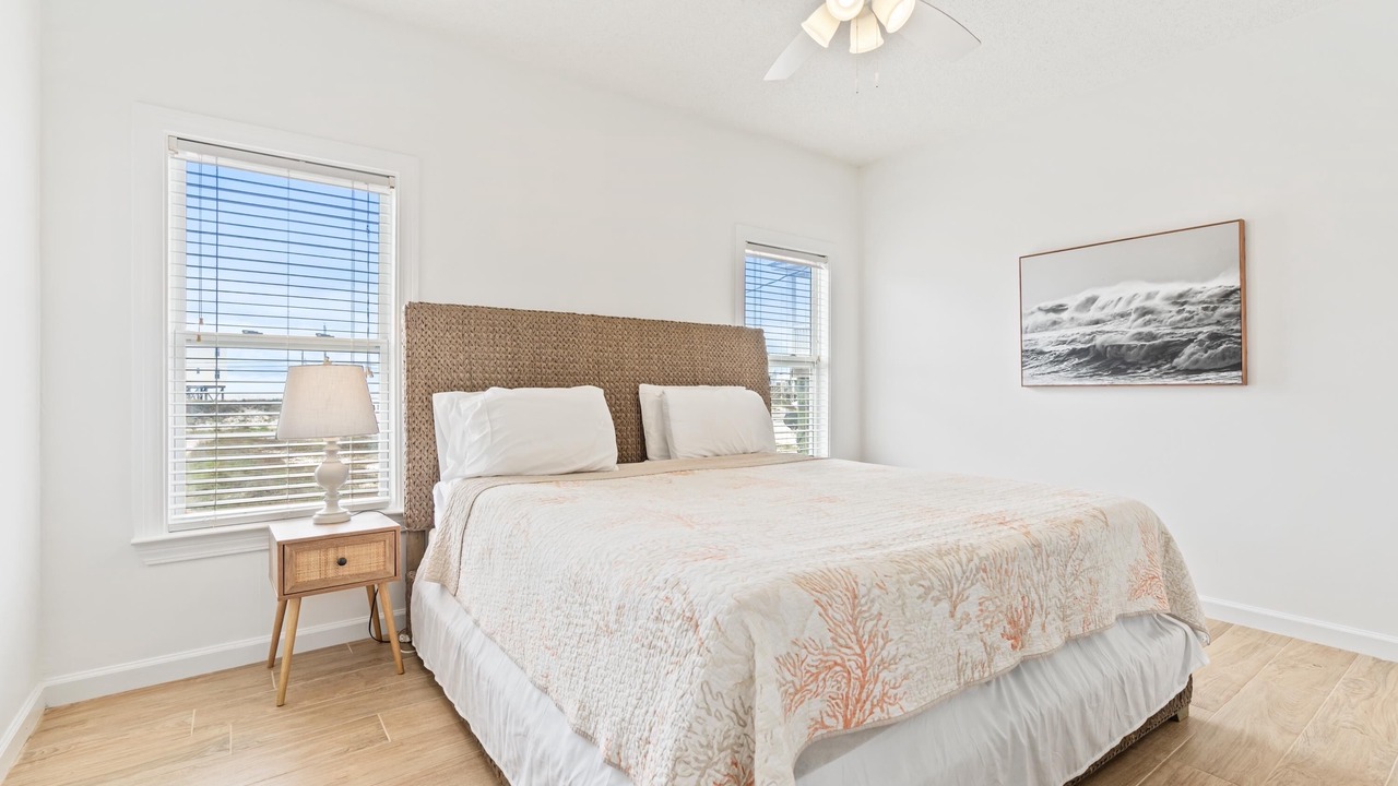Photo of Bedroom in Dauphin Island